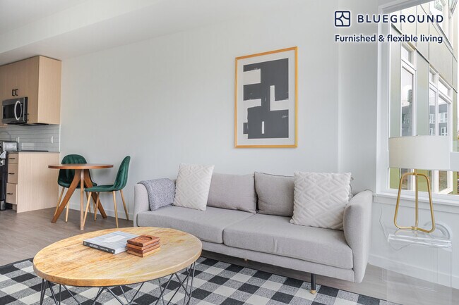 Foto del edificio - 17675 NE 69th Ct