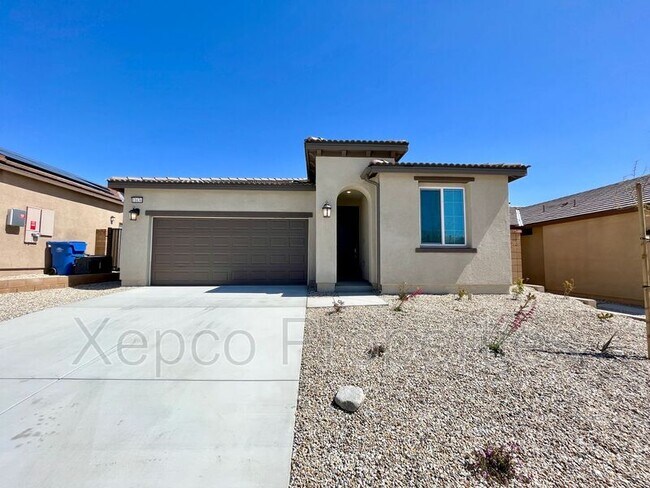 Building Photo - 11636 Sky Pointe Dr