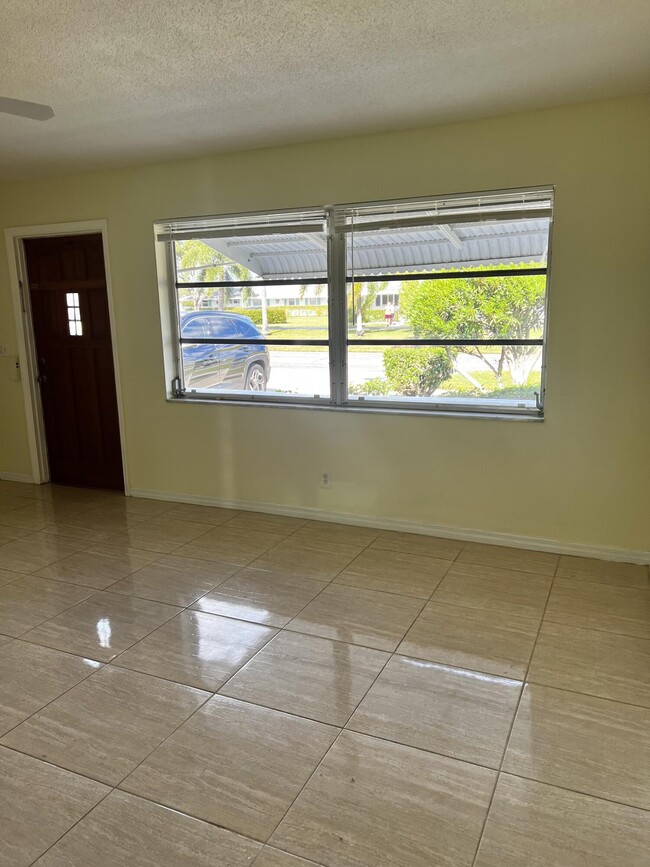 Foto del edificio - 2020 SW Golf Ln