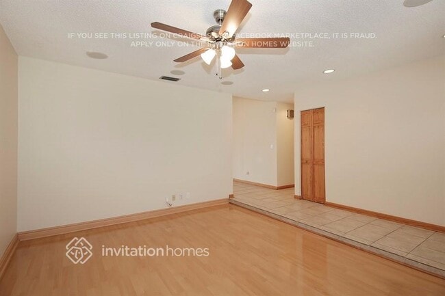 Foto del edificio - 11100 NW 27th St