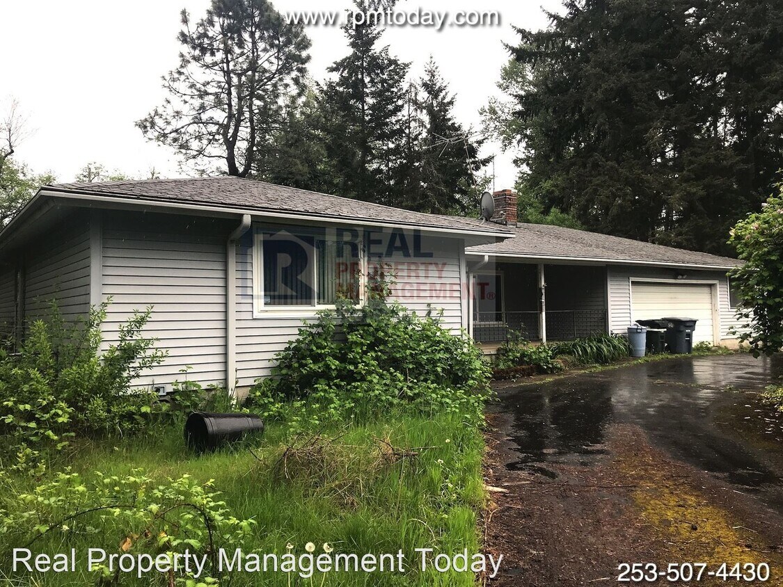 Primary Photo - 3 br, 1.5 bath House - 4102 176th St E