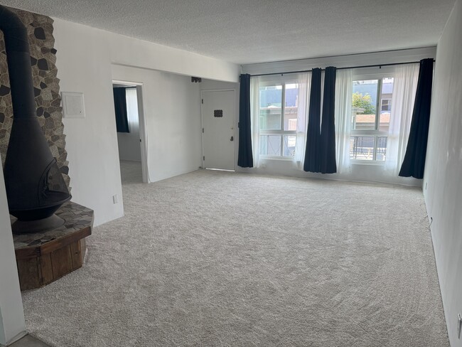 living room - 1017 2nd St