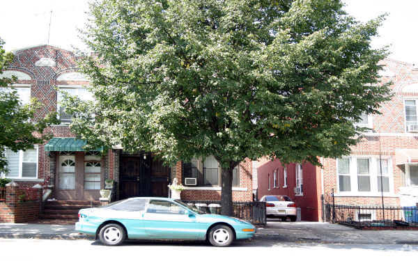 Primary Photo - 1720 11th Ave