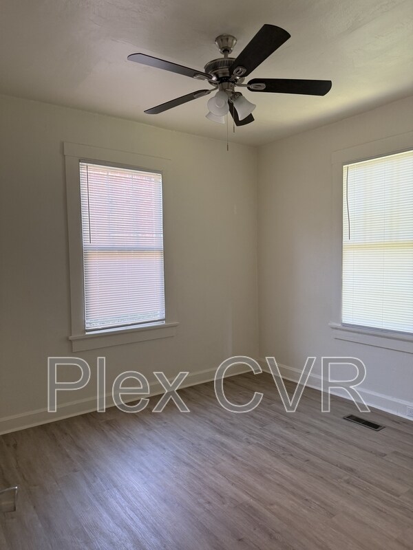 Foto del edificio - 2711 Pecan St