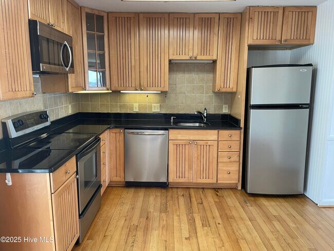 Foto del edificio - 133 SE 48th St