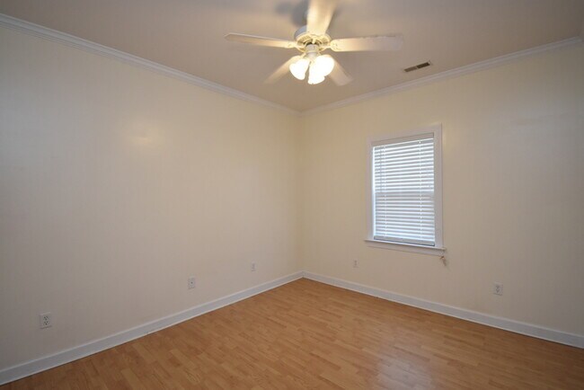Building Photo - Ellington Way Subdivision