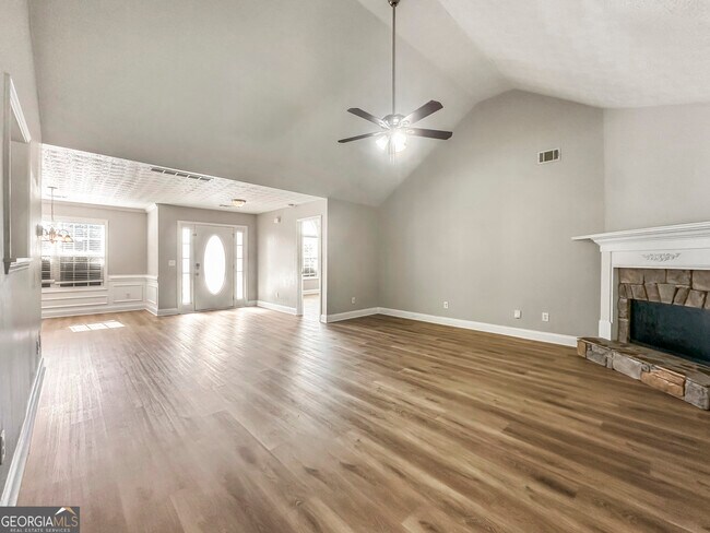 Building Photo - 278 Indian Lake Trail
