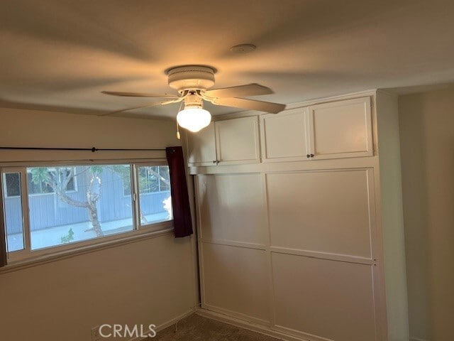 Foto del edificio - 5851 Woodman Ave