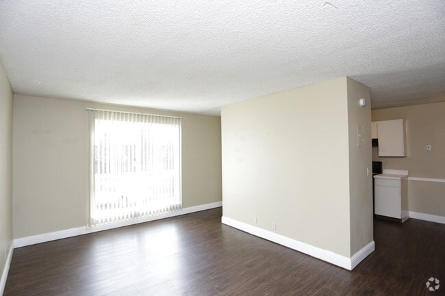 1 Bedroom - Aspen Park