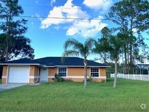 Building Photo - 9 Llovera Pl