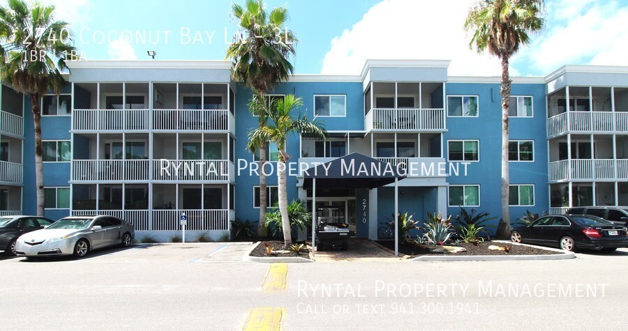 Foto principal - Cozy 1/1 Condo Near Downtown SRQ!