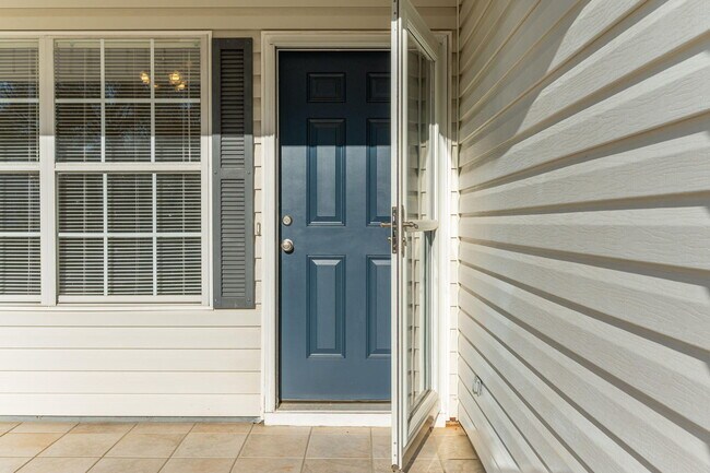 Foto del edificio - 55 Oakridge Way