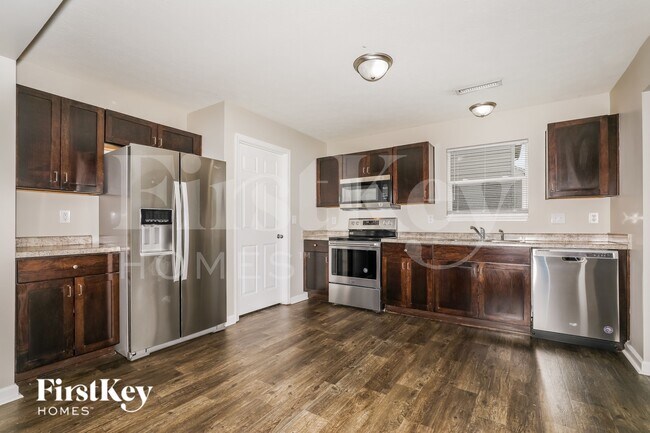 Building Photo - 8036 Fisher Bend Dr