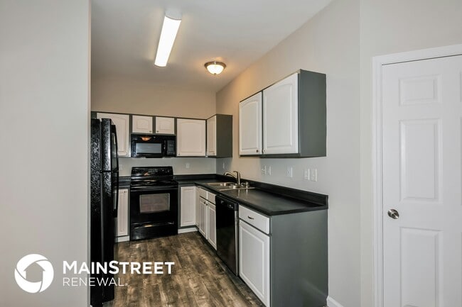 Foto del edificio - 1010 Glengarry Dr