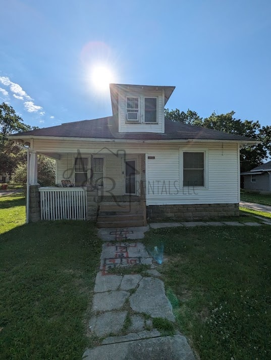 Building Photo - 1401 S Elm St