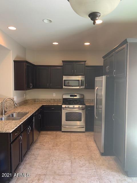 Foto del edificio - 21138 N 36th Pl