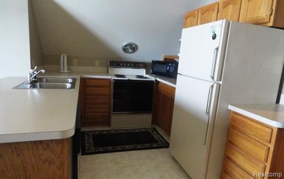 Building Photo - 7001 Locklin