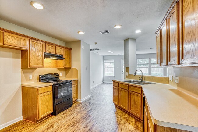 Foto del edificio - 9410 Stoneridge Canyon Ln