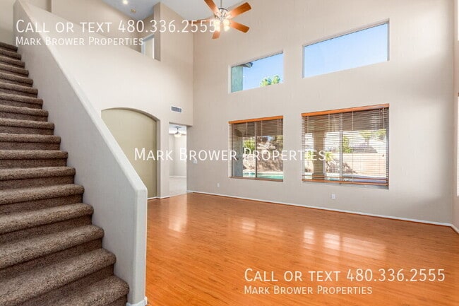 Photo - 1462 W Roadrunner Dr- House