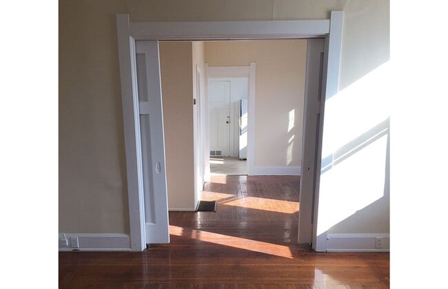 Interior Photo - Ormond 3400