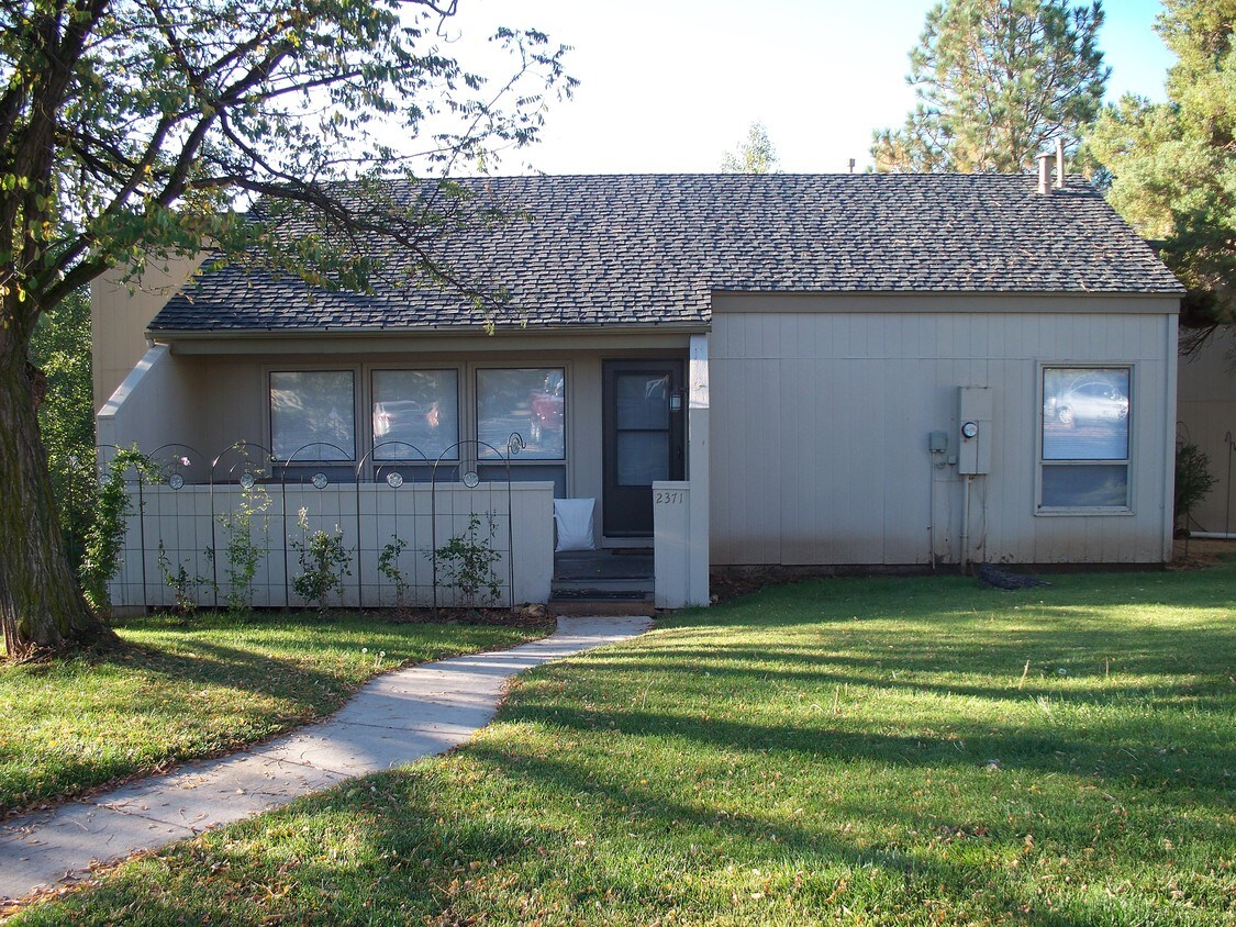 2371 N Oakmont Dr, Flagstaff, AZ 86004 Townhome Rentals in Flagstaff