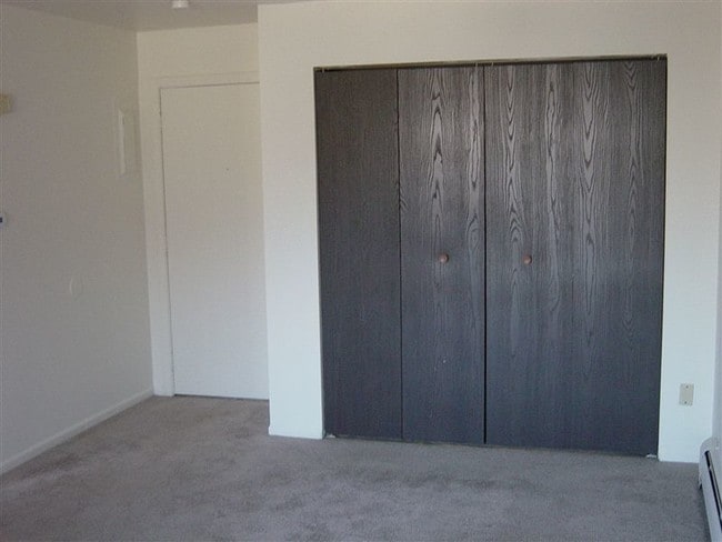 Building Photo - 2 br, 1 bath Apartment - 525 Seymour