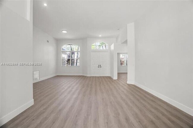 Foto del edificio - 2611 Oakbrook Ln