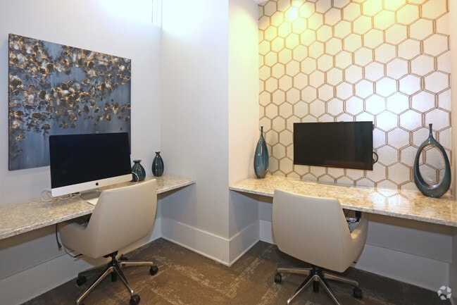 Business Center - The Aster