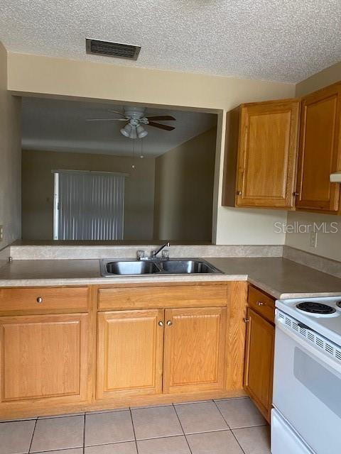 Foto del edificio - 2949 Wainwright Ct