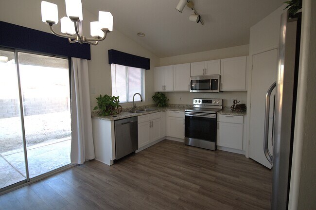 Cocina 2 - 11124 W Heatherbrae Dr