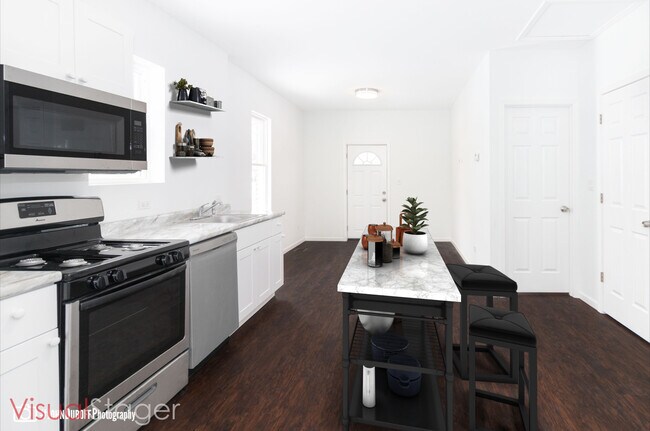 Dining Room/Kitchen - 9253 S Wentworth Ave