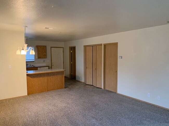 Foto del edificio - 1813 E 3rd Ave