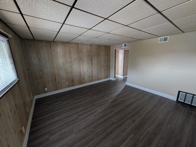 Foto del edificio - 209 W Oak St