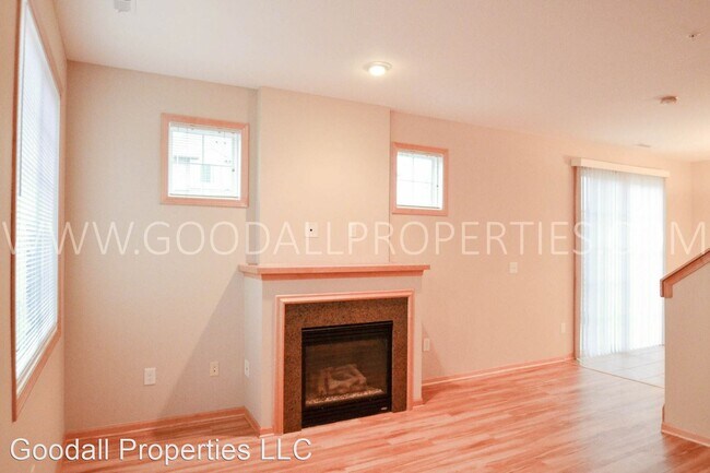 Foto del edificio - 3 br, 2.5 bath House - 8583 Rock Dr