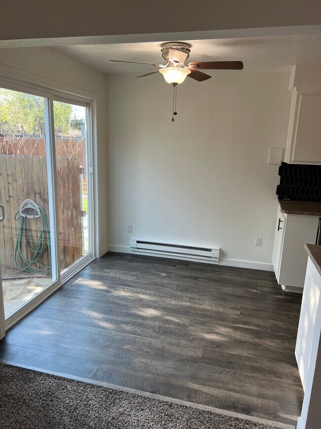 Foto del edificio - 1108 S Pond St