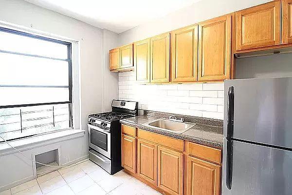 Foto del edificio - 1 bedroom in BRONX NY 10463