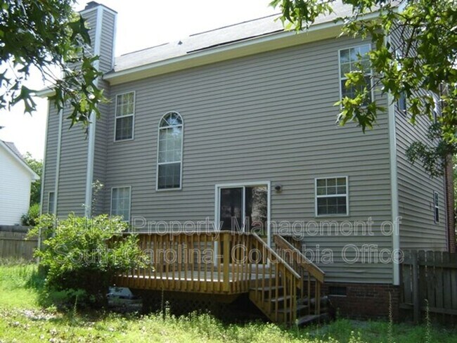 Building Photo - 8 Ridge Pond Dr