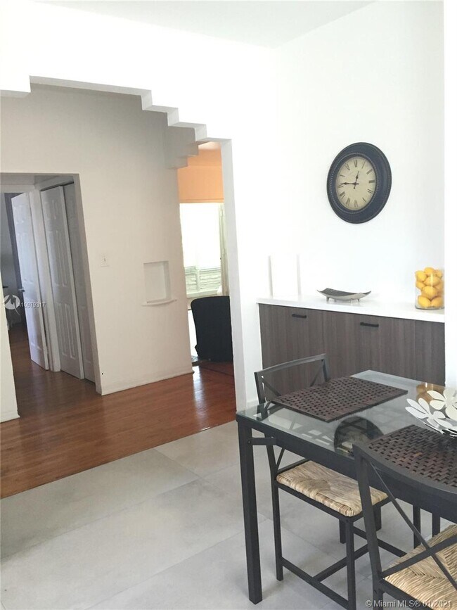 Foto del edificio - 1530 West Ave