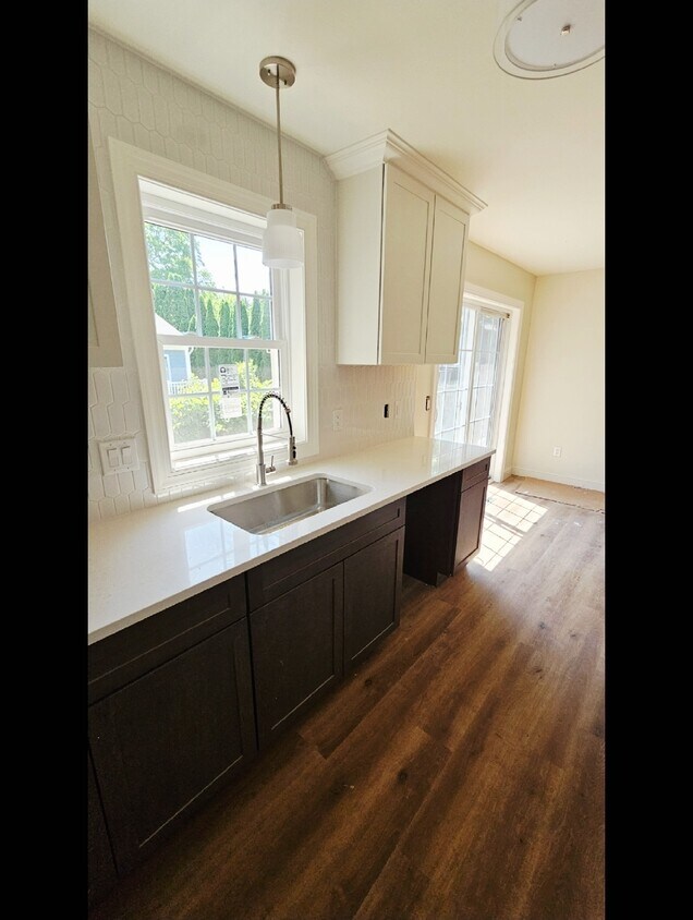 Foto principal - 322 Scott Ave
