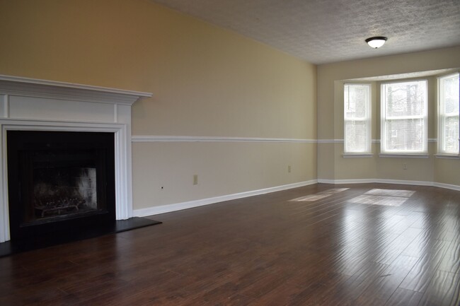 Foto del edificio - 10420 Virginia Pine Ln