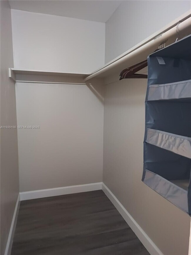 Foto del edificio - 507 SE 18th St