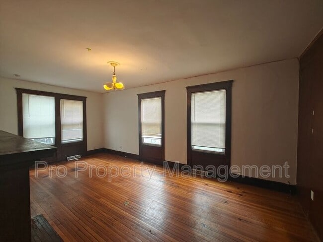 Foto del edificio - 83 Norton St