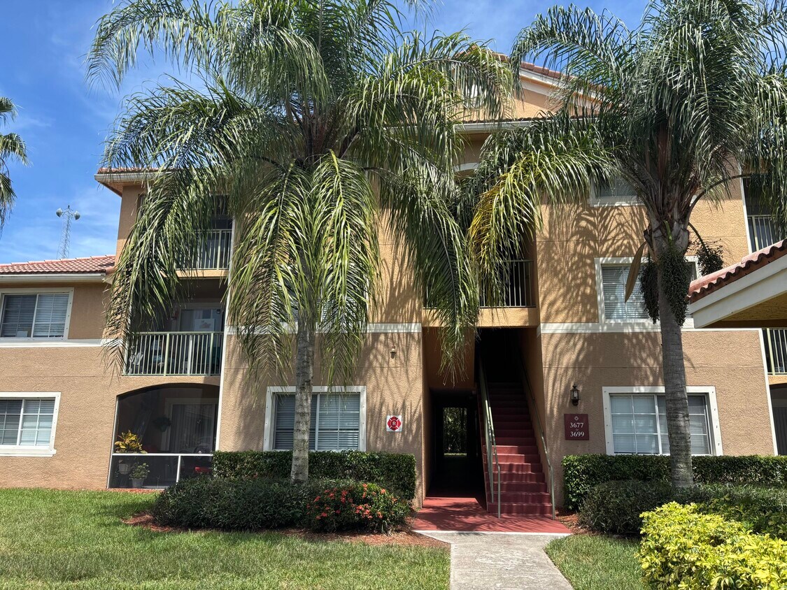 Foto principal - 3693 NW Adriatic Ln