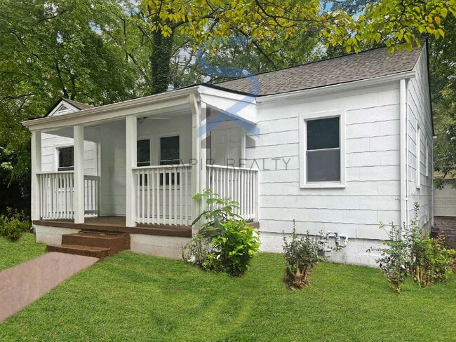 Building Photo - Move in before December 15th and get $100 OFF your rent for the first 3 months — PLUS a $250 Amaz...