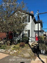 Building Photo - 181 Allen St