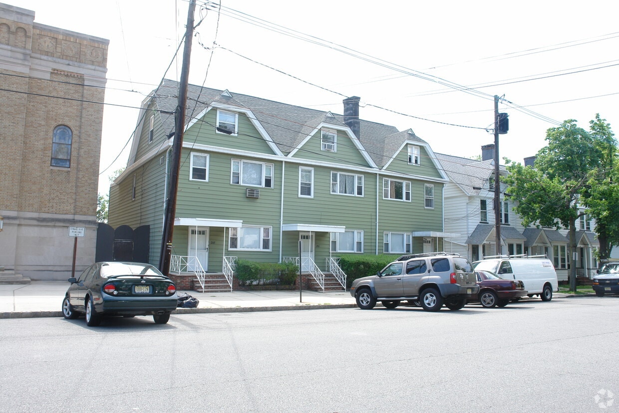 Foto principal - 214-218 High St