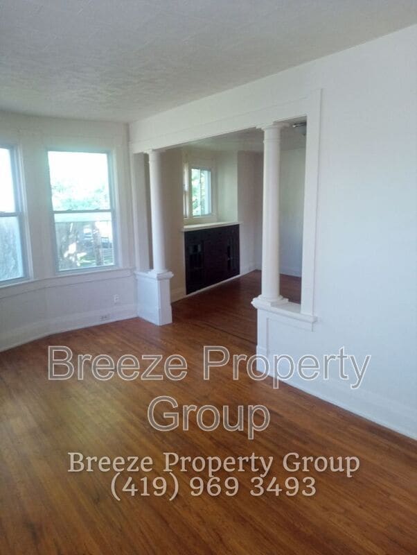 Building Photo - 228 Langdon St