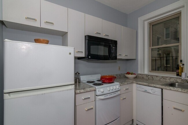 Foto del edificio - 1669 Commonwealth Ave