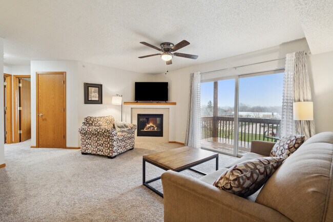 Photo - 40 Zeller Crossing House