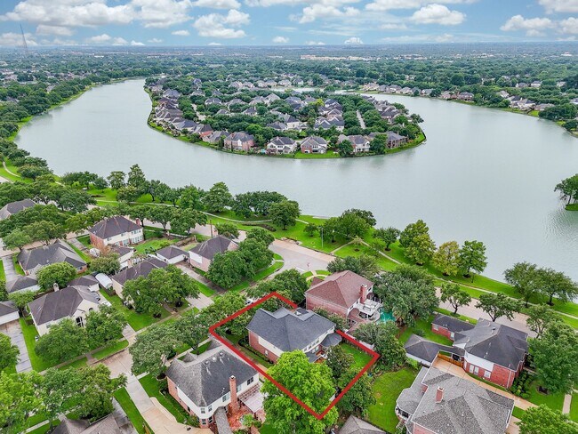 Foto del edificio - 4134 Starboard Shores Dr